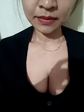 Snapshot of AssAsiancute chatting on 12/28/24, 05:35 AssAsiancute online show from 12/28/24, 05:35