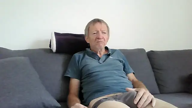 naturiste974 online show from 05/14/26, 10:22