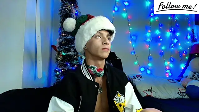 Snapshot of twink_sebas_ chatting on 12/26/24, 03:16 twink sebas online show from 12/26/24, 03:16