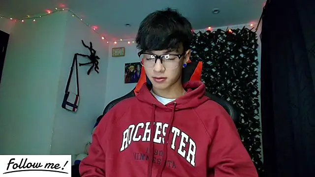 Snapshot of twink_sebas_ chatting on 01/22/25, 09:13 twink sebas online show from 01/22/25, 09:13