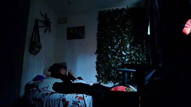 Snapshot of twink_sebas_ chatting on 01/25/25, 06:02 twink sebas online show from 01/25/25, 06:02
