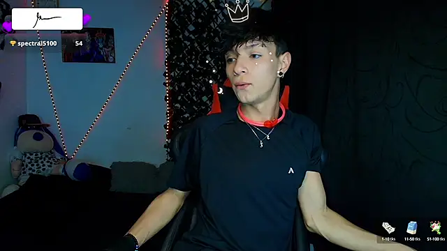 Snapshot of twink_sebas_ chatting on 02/15/25, 06:33 twink sebas online show from 02/15/25, 06:33