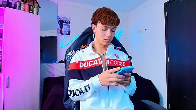 twink sebas  online show from 02/07/26, 06:33
