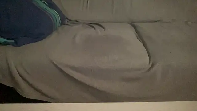 Snapshot of lolohot1988 chatting on 09/28/25, 07:08 lolohot1988 online show from 09/28/25, 07:08