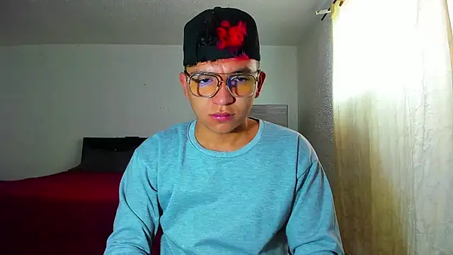 Danielbluestar online show from 01/10/25, 07:11