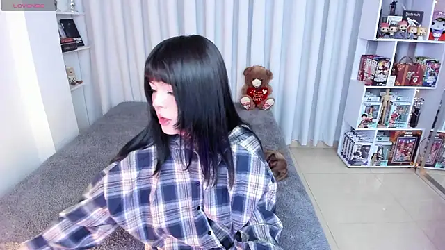 Snapshot of misshoneyxxx chatting on 03/11/26, 04:07 misshoneyxxx online show from 03/11/26, 04:07