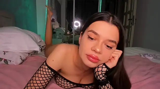 Snapshot of Miss_Medyson chatting on 02/05/25, 04:36 Miss Medyson online show from 02/05/25, 04:36