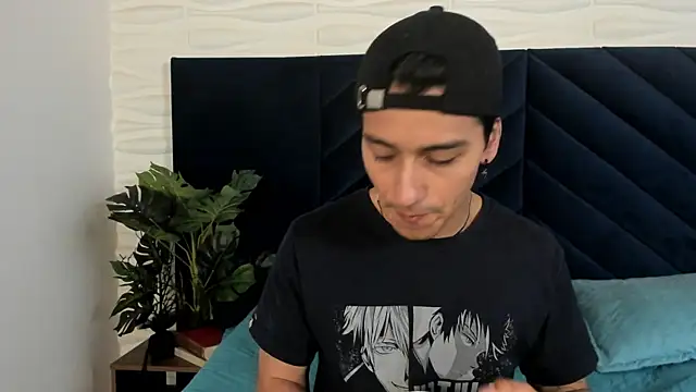 Snapshot of Andy_Joy_ chatting on 04/11/26, 11:36 Andy Joy online show from 04/11/26, 11:36