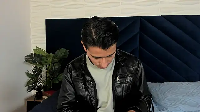 Snapshot of Andy_Joy_ chatting on 04/17/26, 12:08 Andy Joy online show from 04/17/26, 12:08