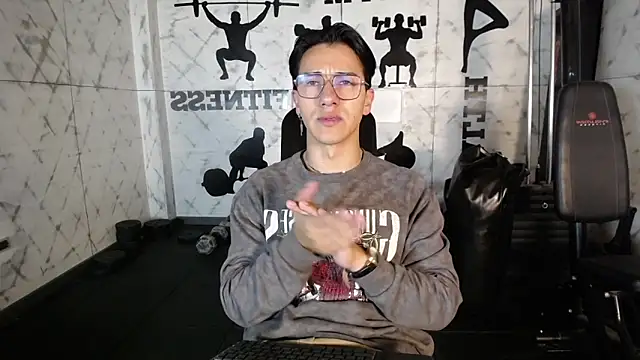 Snapshot of Andy_Joy_ chatting on 05/06/26, 11:37 Andy Joy online show from 05/06/26, 11:37
