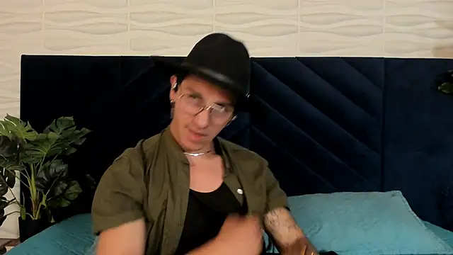 Snapshot of Andy_Joy_ chatting on 05/22/26, 11:38 Andy Joy online show from 05/22/26, 11:38