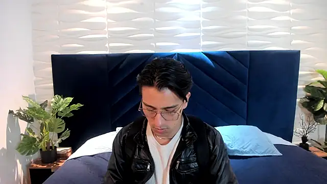 Snapshot of Andy_Joy_ chatting on 06/26/26, 11:03 Andy Joy online show from 06/26/26, 11:03