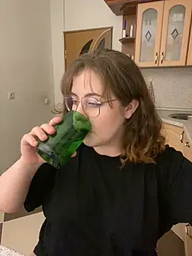 cinnabon  online show from 01/20/25, 04:34