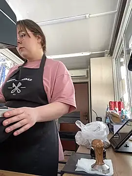 cinnabon  online show from 02/11/25, 07:23