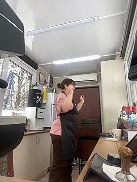 cinnabon  online show from 02/17/25, 01:21