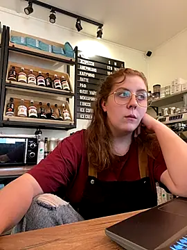 cinnabon  online show from 09/18/25, 01:24