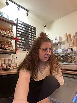 cinnabon  online show from 12/22/25, 01:52