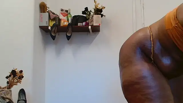 xTALLSEXYBUMx online show from 10/10/25, 04:11