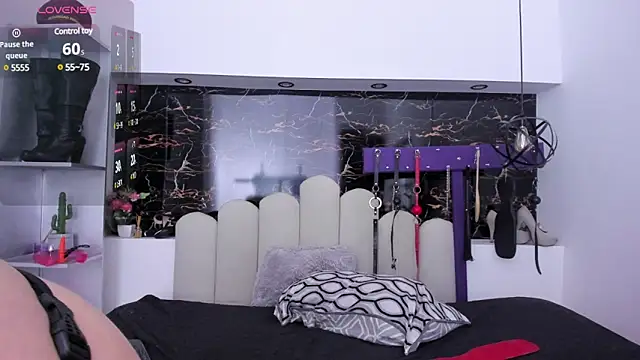 Kathia Armstrong online show from 12/27/24, 04:10