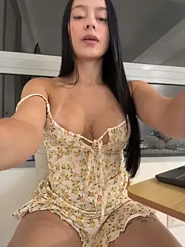 Snapshot of rubyhill_2711 chatting on 05/10/26, 01:11 rubyhill 2711 online show from 05/10/26, 01:11
