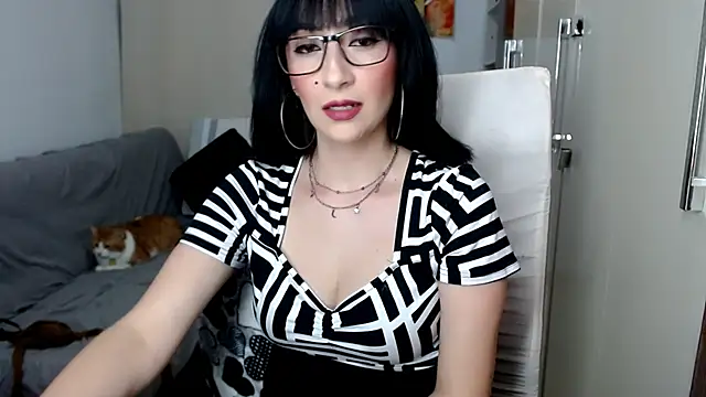 Laura-pervert online show from 10/10/25, 01:15