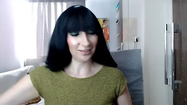 Laura-pervert online show from 11/17/25, 09:09