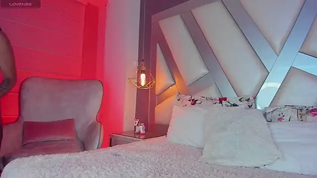 Amber villalobos  online show from 12/05/25, 10:13