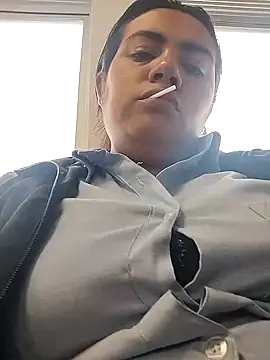 Snapshot of naughty-sharlot chatting on 10/31/25, 03:02 naughty-sharlot online show from 10/31/25, 03:02