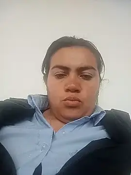 Snapshot of naughty-sharlot chatting on 11/05/25, 02:39 naughty-sharlot online show from 11/05/25, 02:39