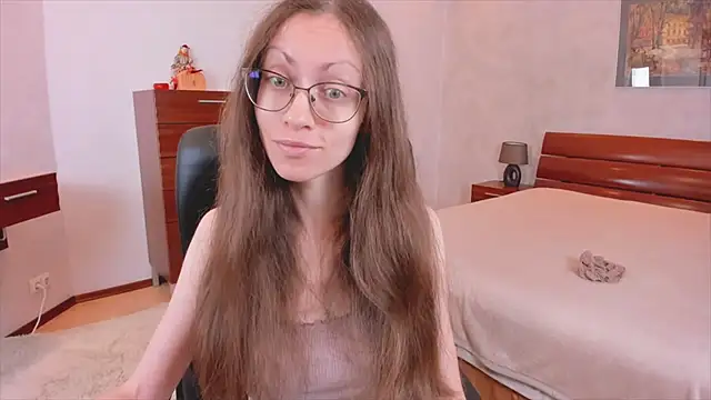 Pantyhose Mila online show from 10/08/25, 07:22