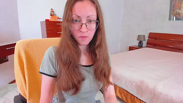 Pantyhose Mila online show from 06/15/26, 08:33