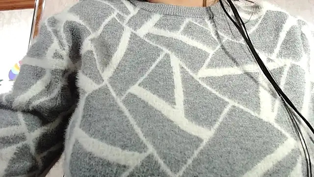 CarolineBrunx online show from 11/19/25, 04:23