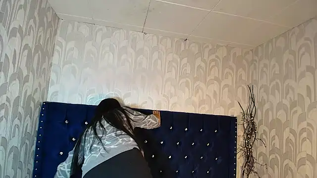 Snapshot of CarolineBrunx chatting on 01/13/26, 04:07 CarolineBrunx online show from 01/13/26, 04:07