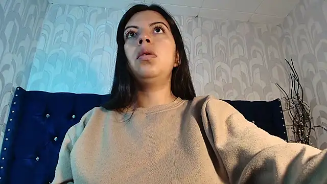 Snapshot of CarolineBrunx chatting on 01/14/26, 04:29 CarolineBrunx online show from 01/14/26, 04:29