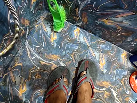 Snapshot of Ishan003 chatting on 12/20/25, 01:45 Ishan003 online show from 12/20/25, 01:45