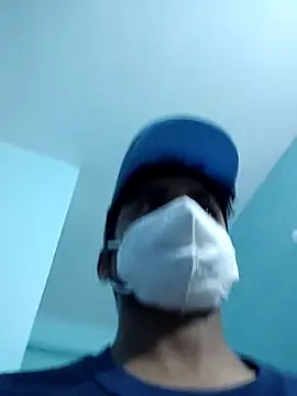 Snapshot of Ishan003 chatting on 12/21/25, 02:46 Ishan003 online show from 12/21/25, 02:46