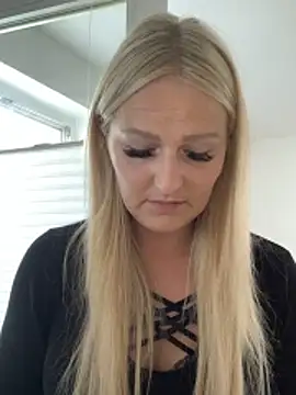 Snapshot of MaryVanilly chatting on 06/16/26, 05:15 MaryVanilly online show from 06/16/26, 05:15