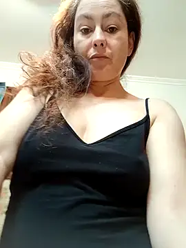 Snapshot of RamyLove36 chatting on 02/09/25, 02:07 RamyLove36 online show from 02/09/25, 02:07