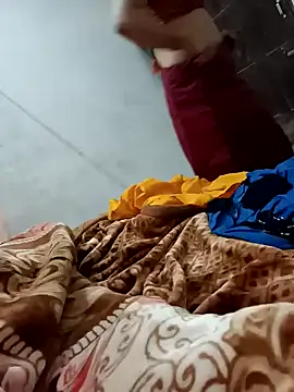 Snapshot of Bhabhi_desi12 chatting on 03/05/25, 01:52 Bhabhi desi12 online show from 03/05/25, 01:52