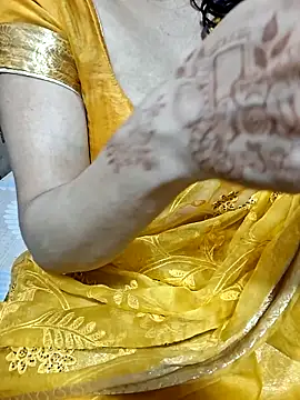 Snapshot of Bhabhi_desi12 chatting on 11/01/25, 04:31 Bhabhi desi12 online show from 11/01/25, 04:31