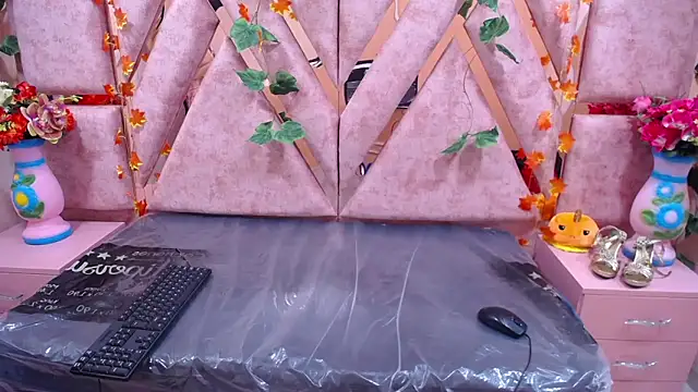 CataleyaLars20 online show from 02/03/25, 12:47