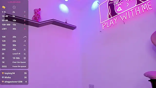 Snapshot of MilaHal_ chatting on 12/08/24, 11:40 MilaHal online show from 12/08/24, 11:40