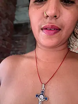 Snapshot of DiyAsingHh chatting on 06/20/26, 12:19 DiyAsingHh online show from 06/20/26, 12:19