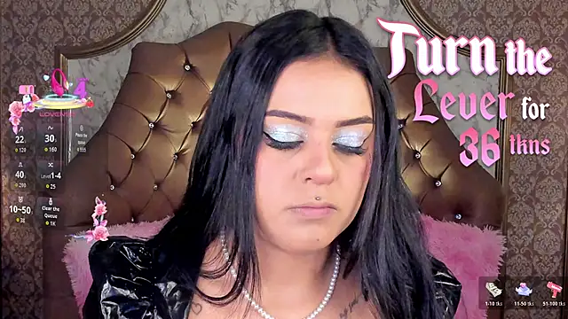 SoffiQueen online show from 06/05/26, 02:34