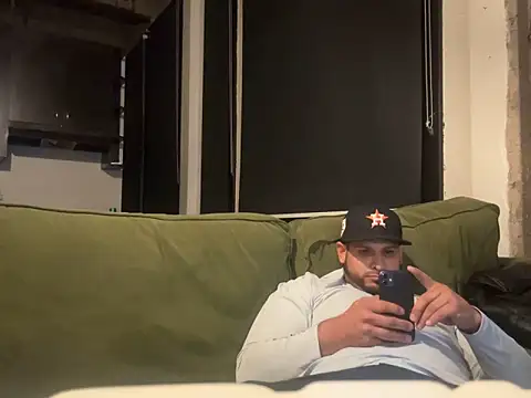 Snapshot of Insaneskillzz69 chatting on 03/07/25, 01:07 Insaneskillzz69 online show from 03/07/25, 01:07