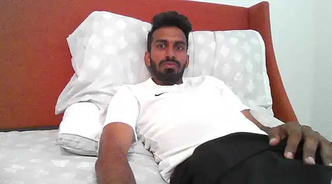 skinny  boy   online show from 02/18/25, 09:09