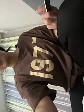 Mia Meow  online show from 03/17/25, 05:49