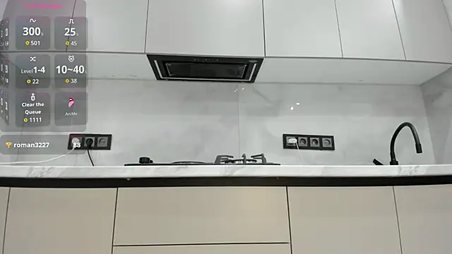 Mia Meow  online show from 10/07/25, 03:14