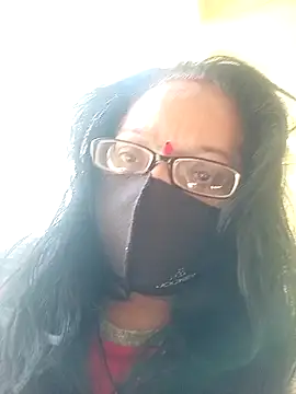 heenage online show from 12/11/24, 06:47