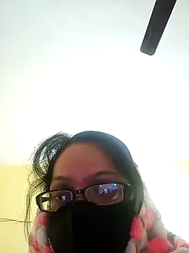 heenage online show from 12/14/24, 04:01